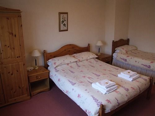 Cefn Uchaf Guesthouse Garndolbenmaen Luaran gambar